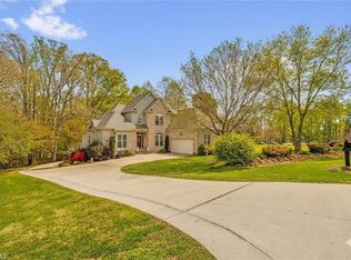 6505 Heron Point Ct, Belews Creek, NC 27009