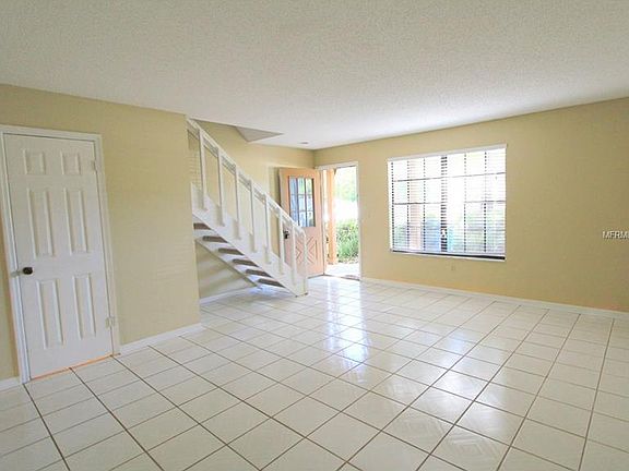 5th image of 16091 Dawnview Dr