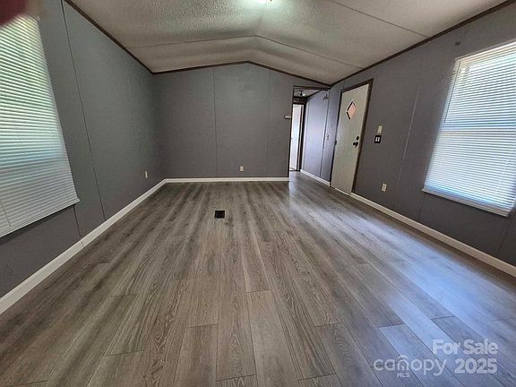 2nd image of 193 Teva Hollow Ln
