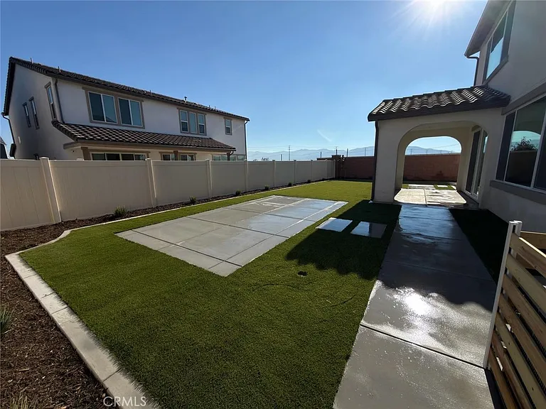 16717 Dara Ave — Photo 44