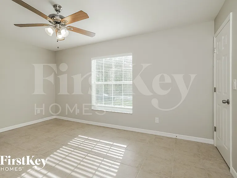 3595 Gillot Blvd — Photo 12
