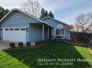 3055 Clearview Ave, Medford, OR 97501