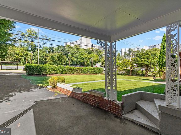5th image of 11111 Lockwood Dr