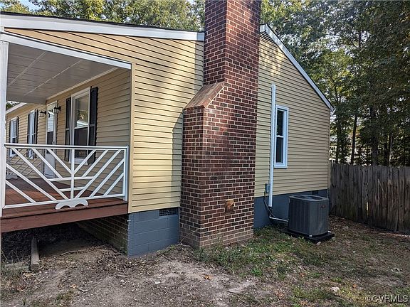 2nd image of 6638 Cyrus St