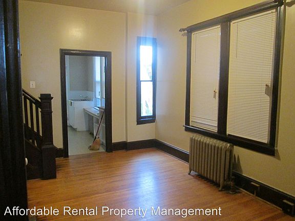 5th image of 272 1/2 S Potomac St