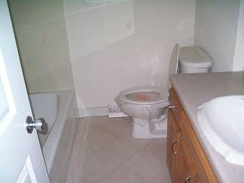 5th image of 1S310 Myrtle Ave