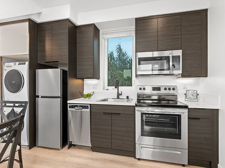 131 National City Blvd #201 — Photo 46