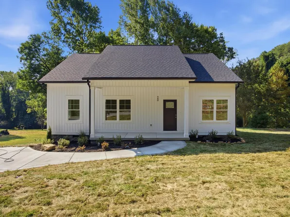 440 Hotwater Rd, Soddy Daisy, TN 37379