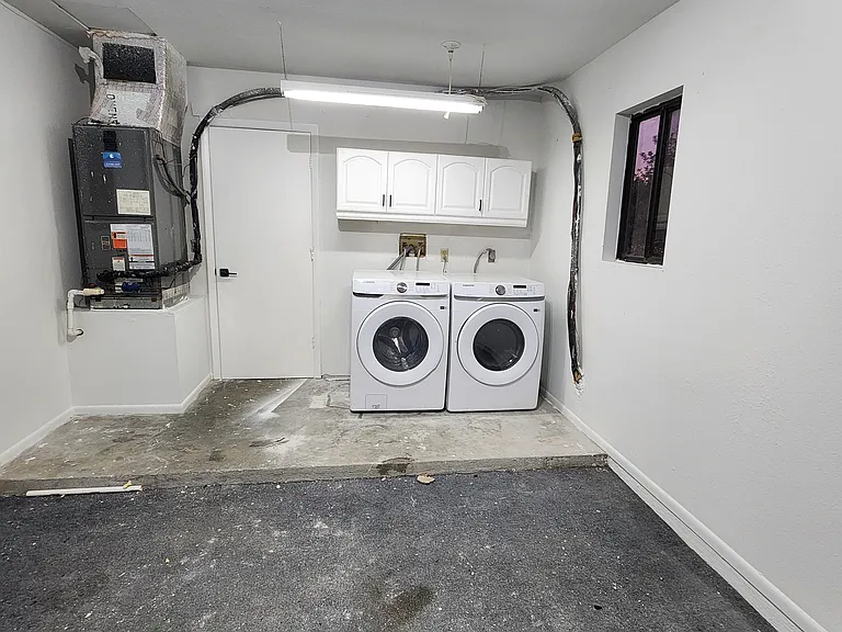 2051 Midnight St — Photo 10