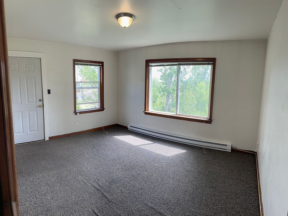 1st image of 640 NE Maiden Ln #10470254