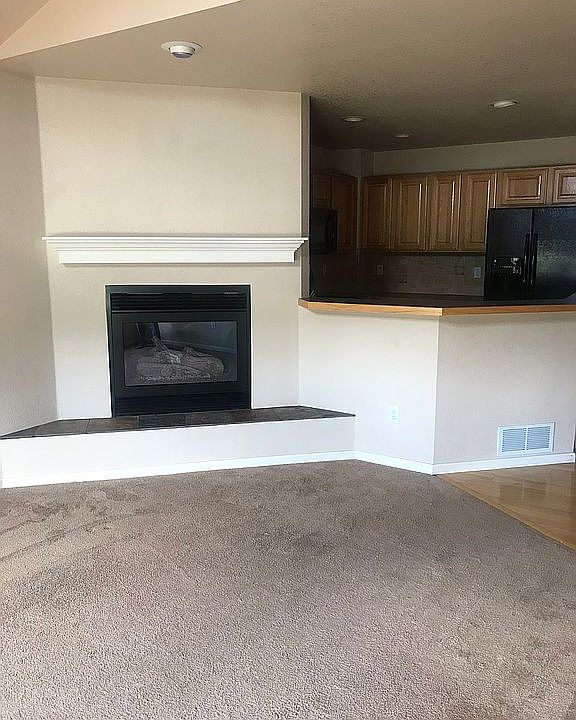 1st image of 207 Rock Bridge Ln