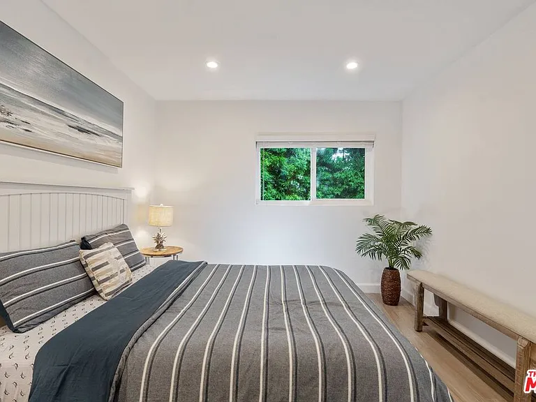 31518 Broad Beach Rd — Photo 19