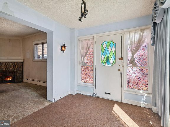 5th image of 1056 Serrill Ave
