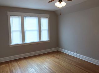 2154 W Bradley Pl #3, Chicago, IL 60618