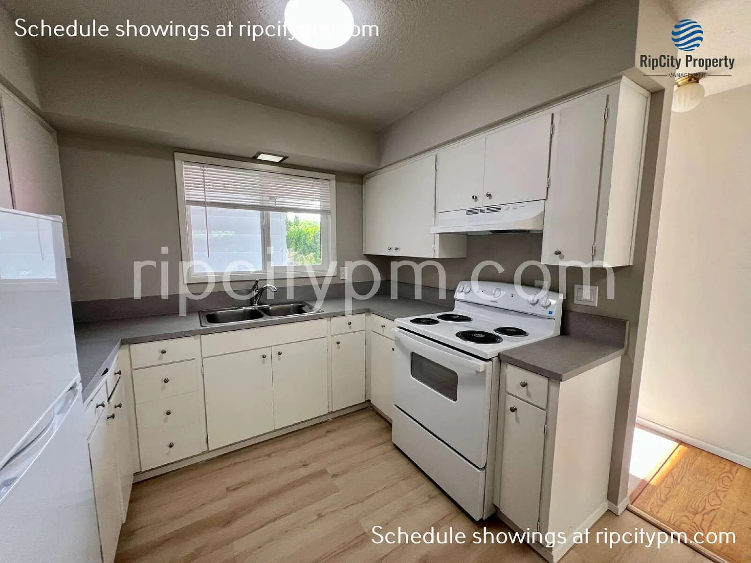 Remodeled 2 Bed with Private Patio/Yard, Storage Unit, Off-Street Parking — Photo 4