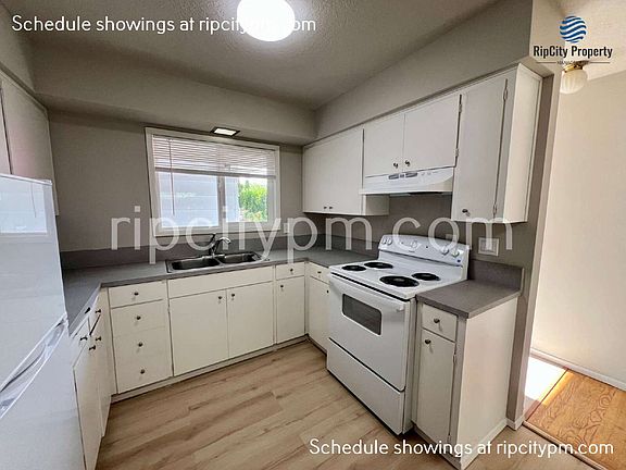 3rd image of 21723 SE Alder Dr APT 5