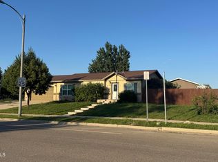 1902 13th Ave W, Williston, ND 58801