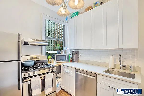 Rented by Barkoff Residential  | media 12