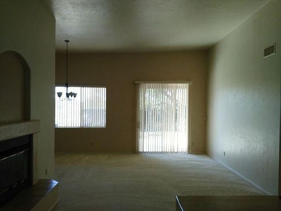 3rd image of 524 E Wine Plum Dr