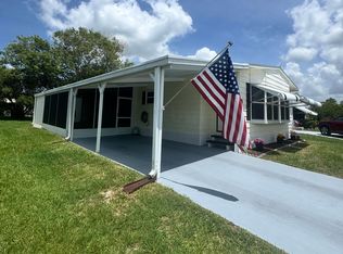 8 Grande Camino Place, Fort Pierce, FL 34951