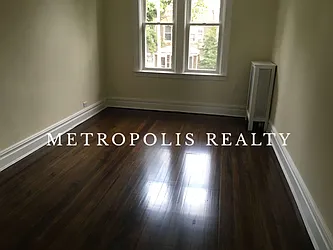 Rented by Metropolis International Realty Inc.