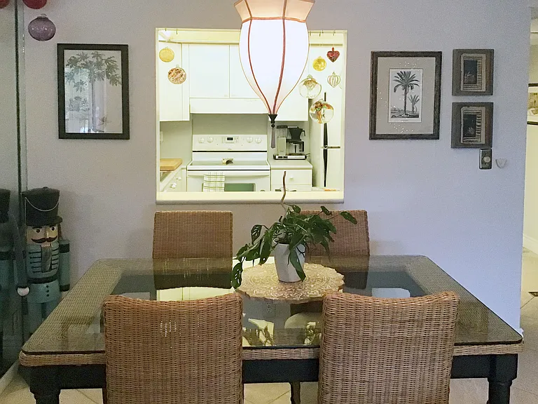 251 S Cypress Rd #122 — Photo 3