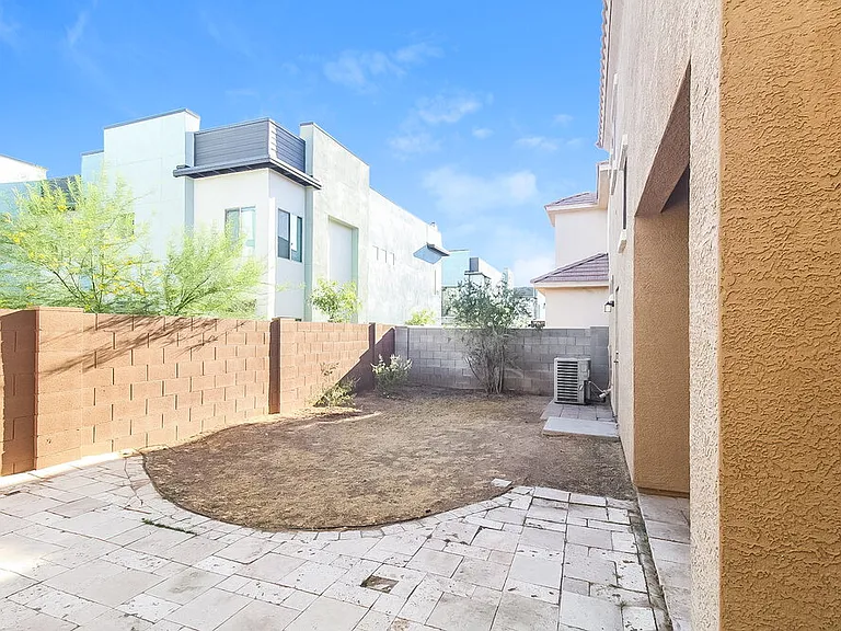 10317 W Monterosa Ave — Photo 16