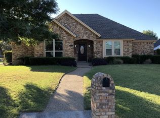 912 Angel Ct, Cleburne, TX 76033