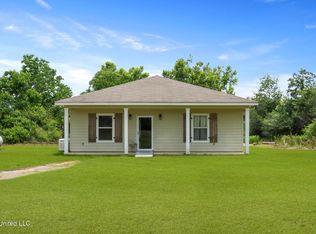 58 Juniper Grove Rd, Poplarville, MS 39470