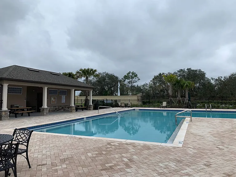 908 Anna Pl — Photo 18