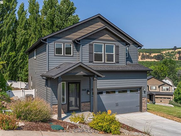 2nd image of 2601 Ericksen Way
