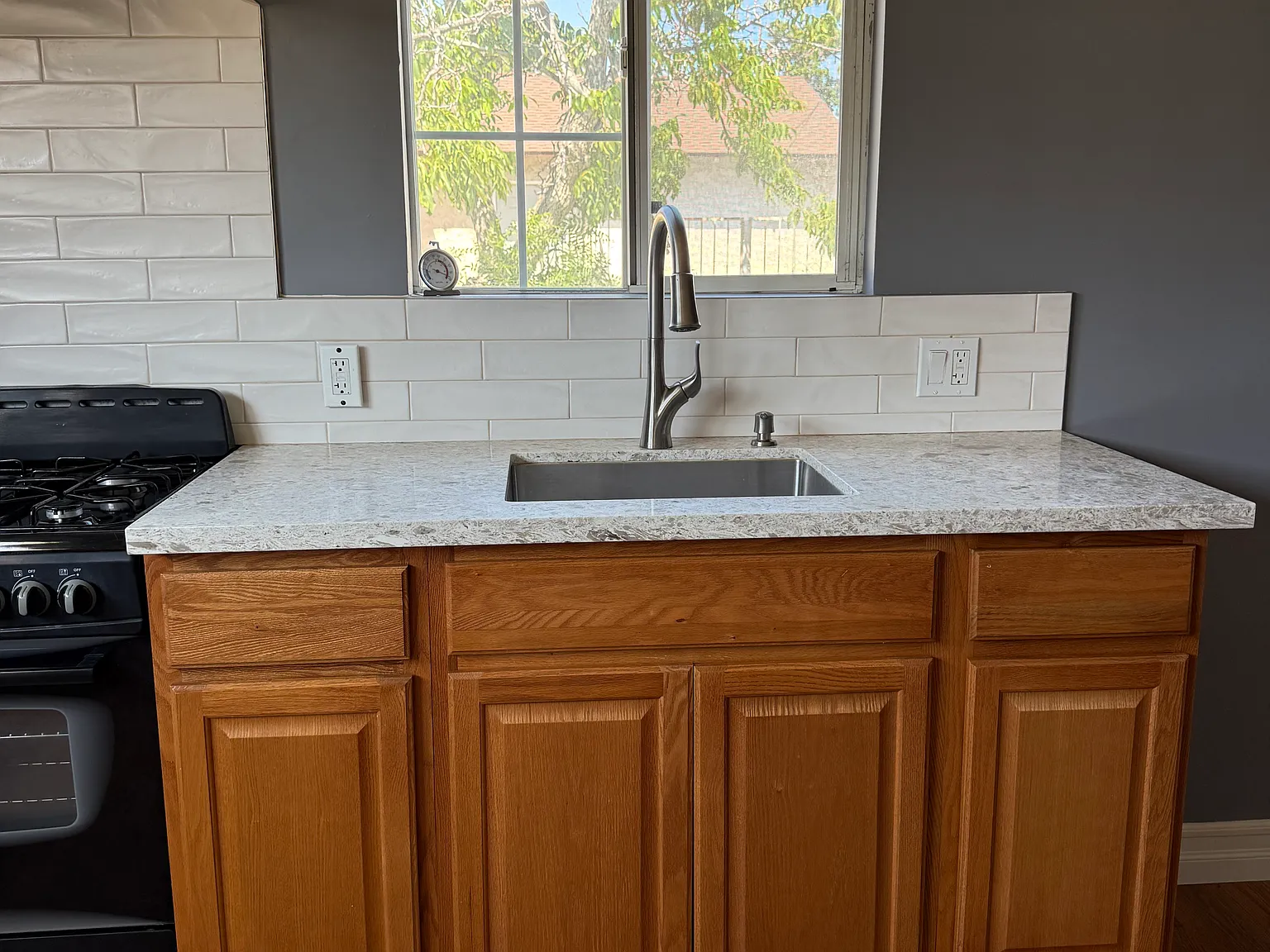 15400 Ryan St — Photo 3