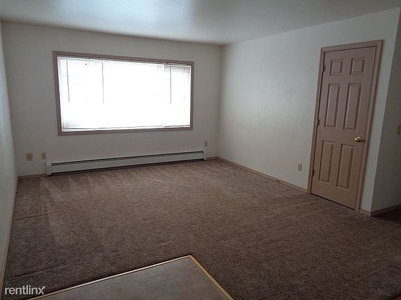 Nugget 2 BDR Living Room