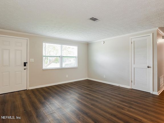 4th image of 321 ARIES Drive