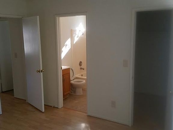 4th image of 50 E Ramona St