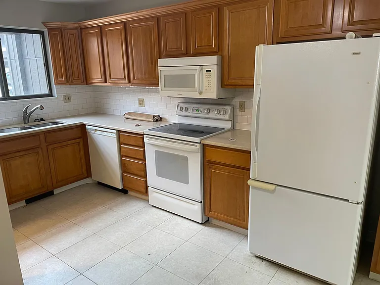 9404 Sherman Ln — Photo 9