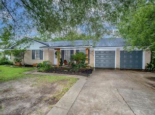 1100 Kipp Ave, Kemah, TX 77565