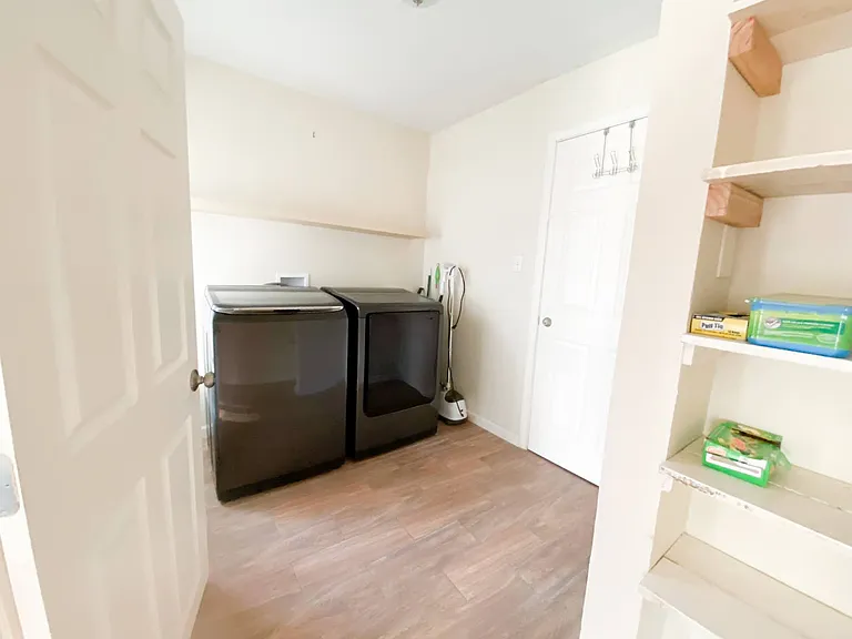 1110 Hamblen St #A — Photo 3
