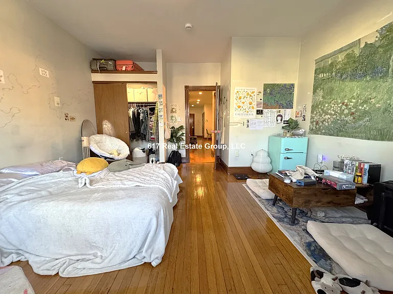 21 Gibbs St #4 — Photo 6