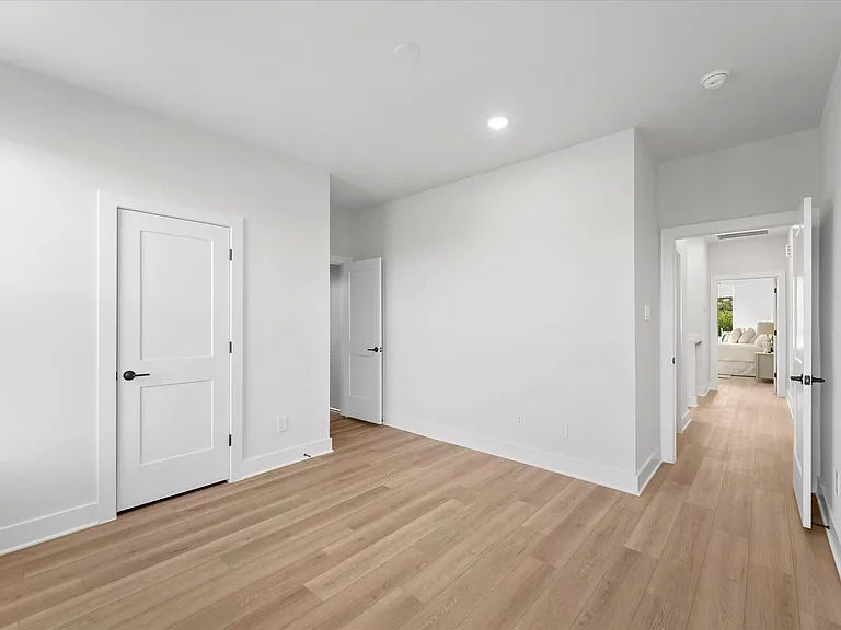 5317 Teodoro Ln — Photo 24