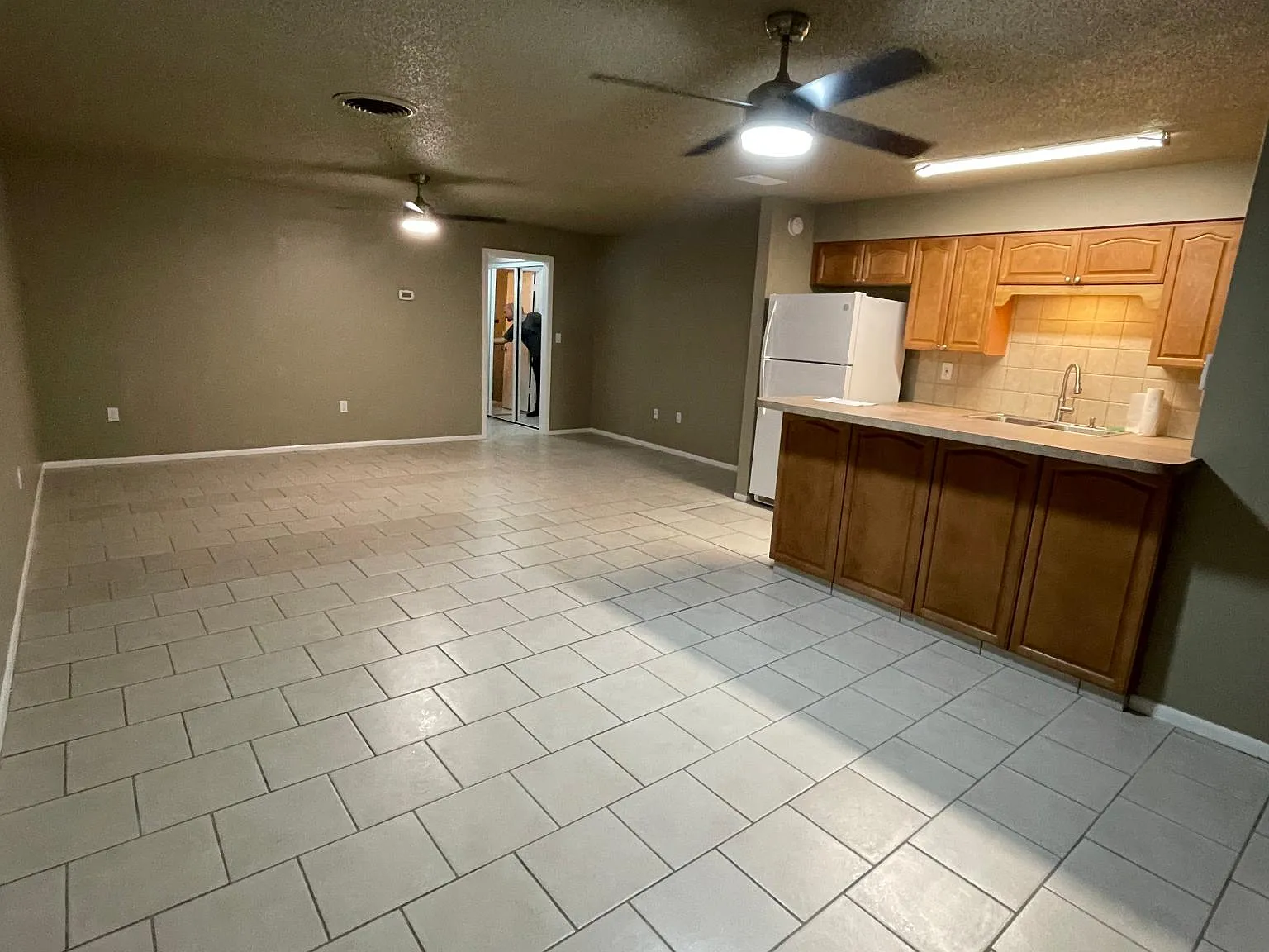 4444 Swift Rd — Photo 2