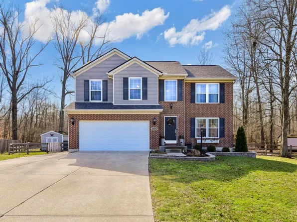 5906 Greywolf Ct, Milford, OH 45150