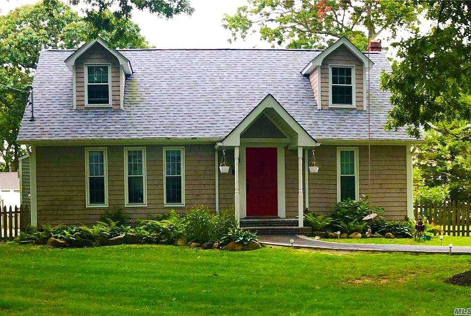 1st image of 54 McGaw Ave