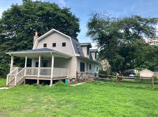512 Oak St, East Stroudsburg, PA 18301