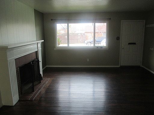 4th image of 2628 Dorine Way