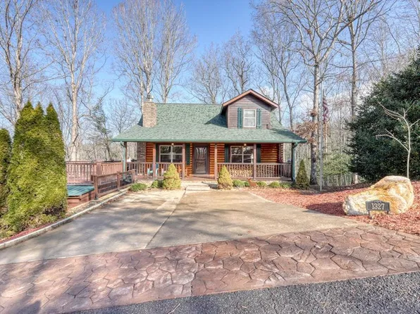 1327 Highland Trce, Blairsville, GA 30512