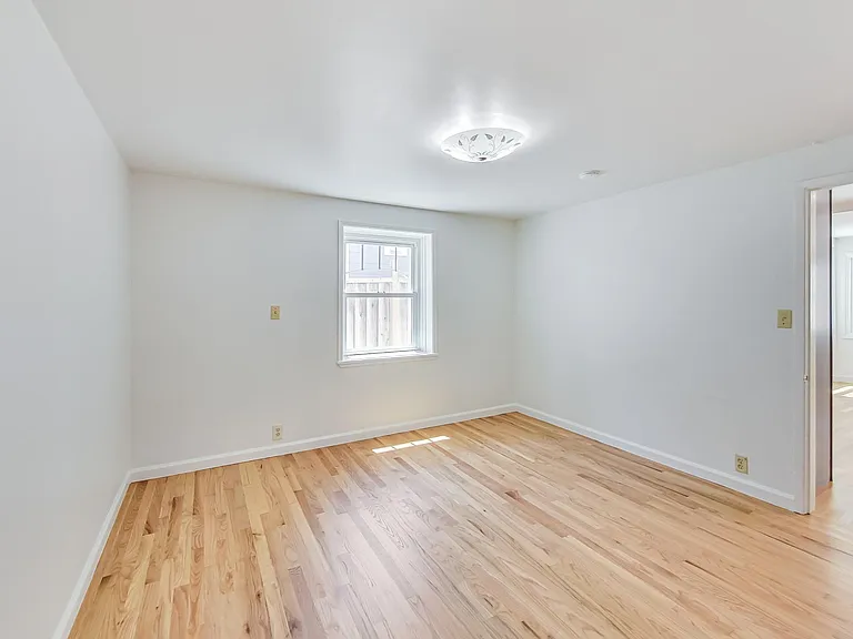 816 Peninsula Ave #B — Photo 14
