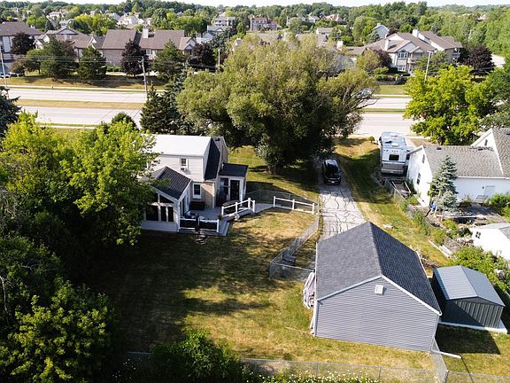 2nd image of 3531 W Rawson AVENUE