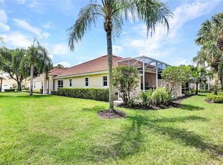 5875 Northridge Dr N, Naples, FL 34110