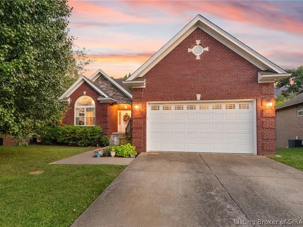 10616 Elk Run Trail, Sellersburg, IN 47172
